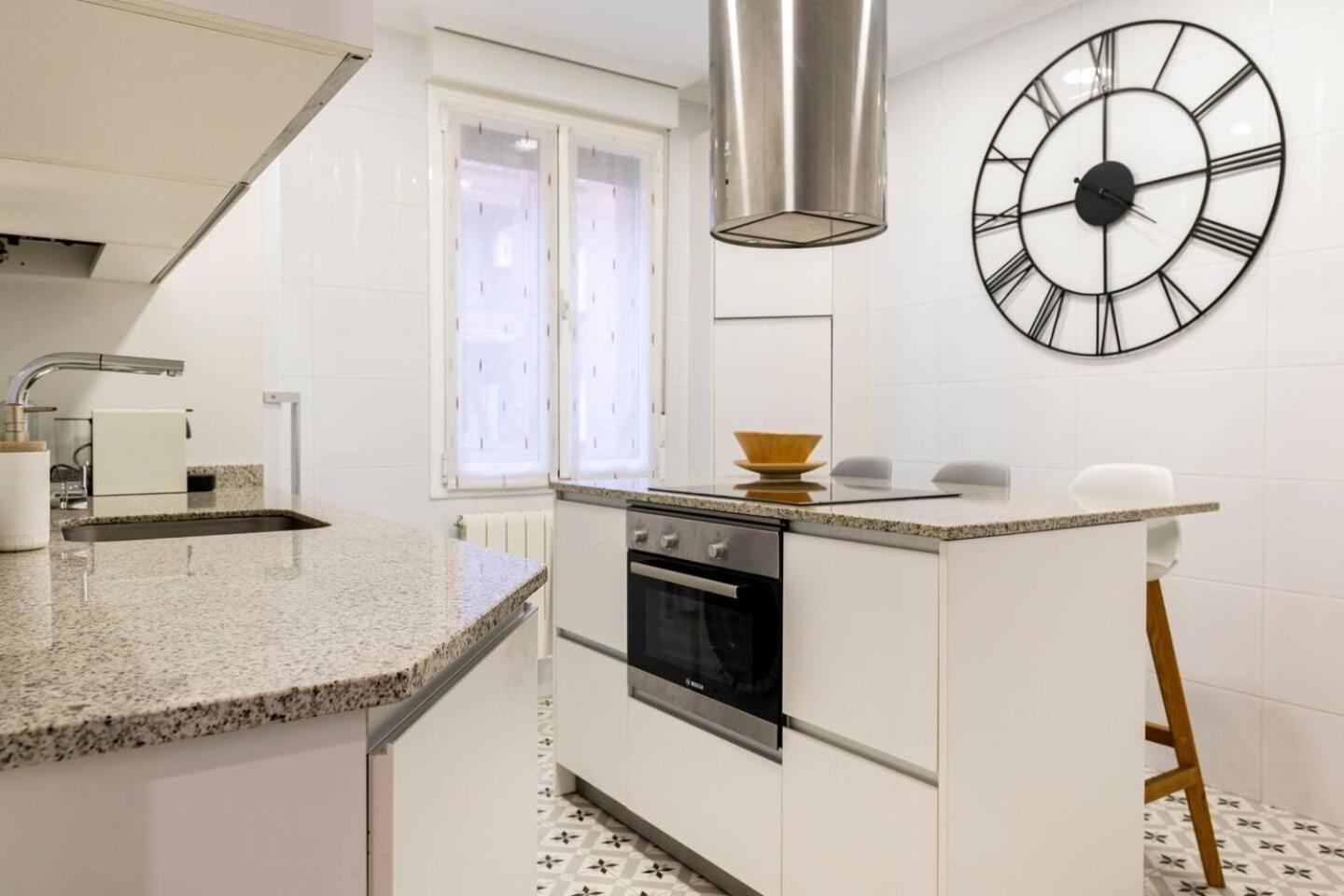 Amplio, Luminoso Y Moderno Cerca Del Casco Viejo Appartement Bilbao