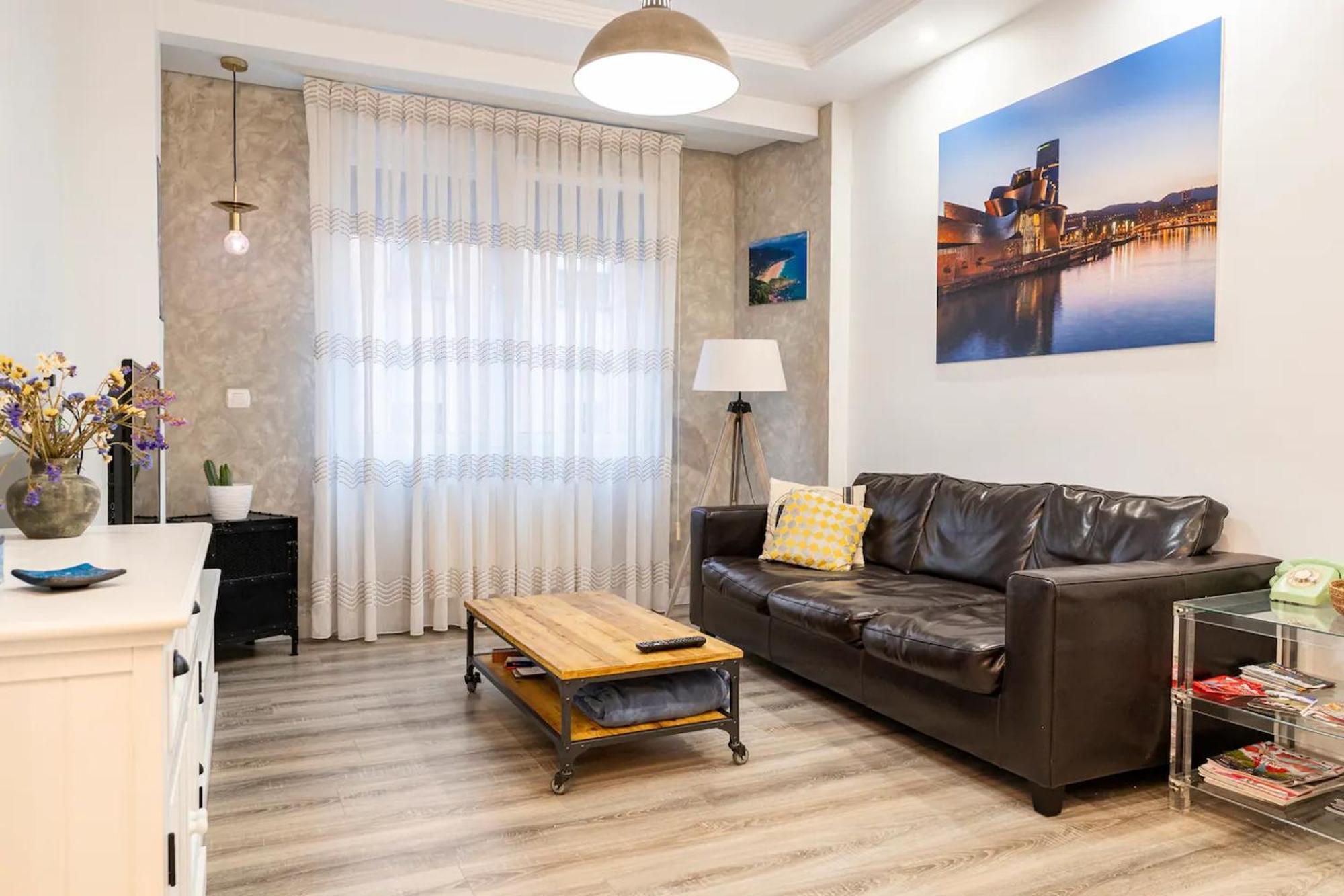 Amplio, Luminoso Y Moderno Cerca Del Casco Viejo Appartement Bilbao